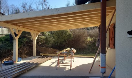 Construction d'un carport double en bois au Montcel  